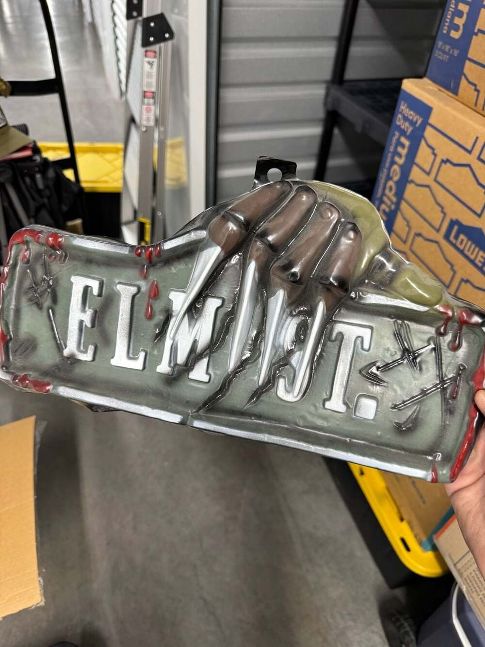 A Nightmare on Elm Street Freddy Krueger Glove Street Sign Halloween Decoration